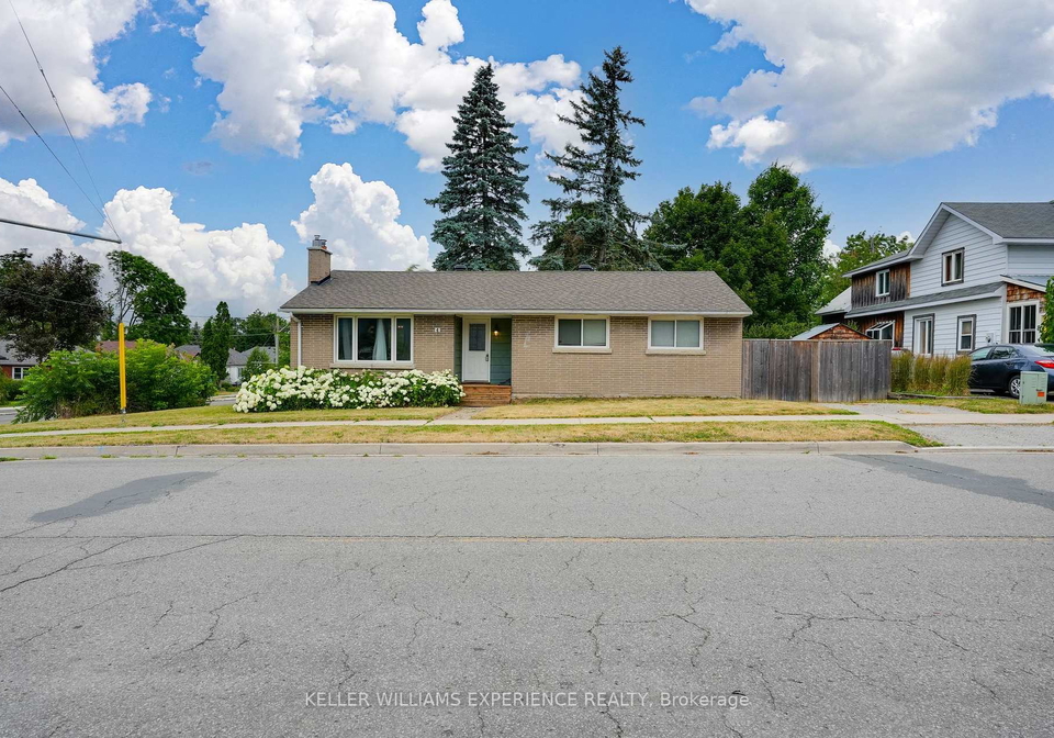 4-napier-street-barrie-ontario-s12297883