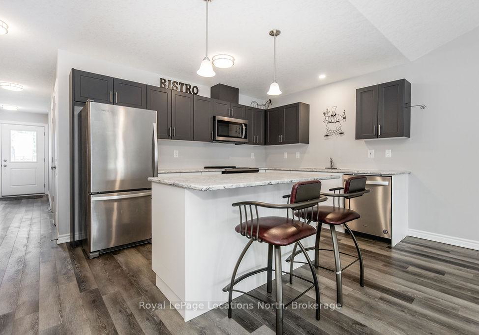 26-ivy-crescent-wasaga-beach-ontario-s12297984