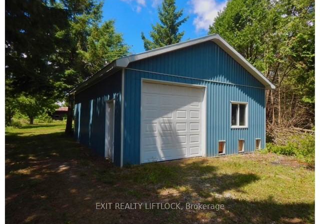 102-ridge-road-e-e-oro-medonte-ontario-s12298163