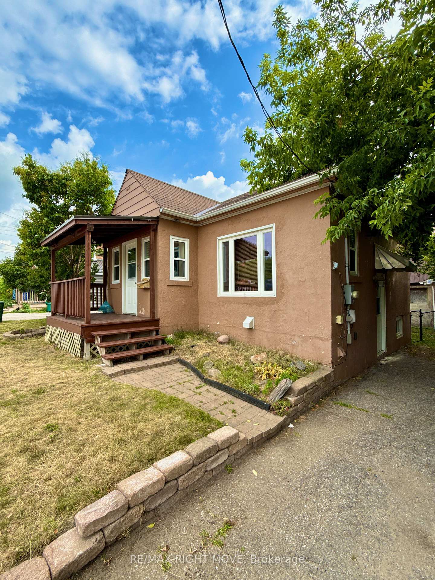 12-dunlop-street-orillia-ontario-s12298961