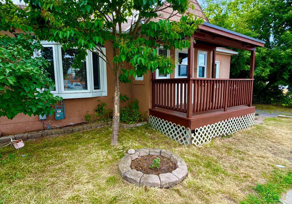 12-dunlop-street-orillia-ontario-s12298961