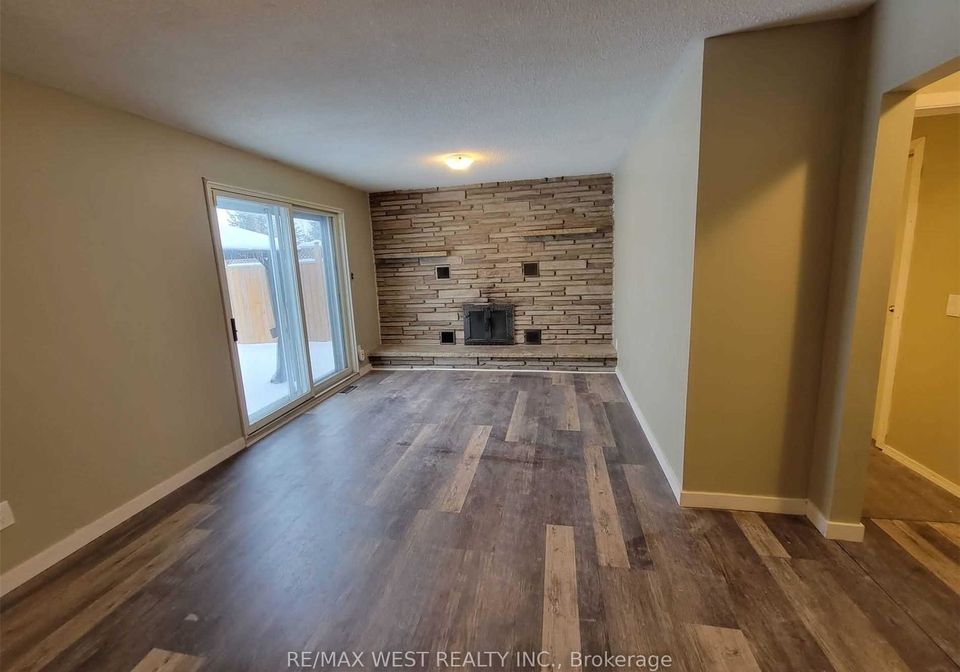 97-college-crescent-barrie-ontario-s12299264