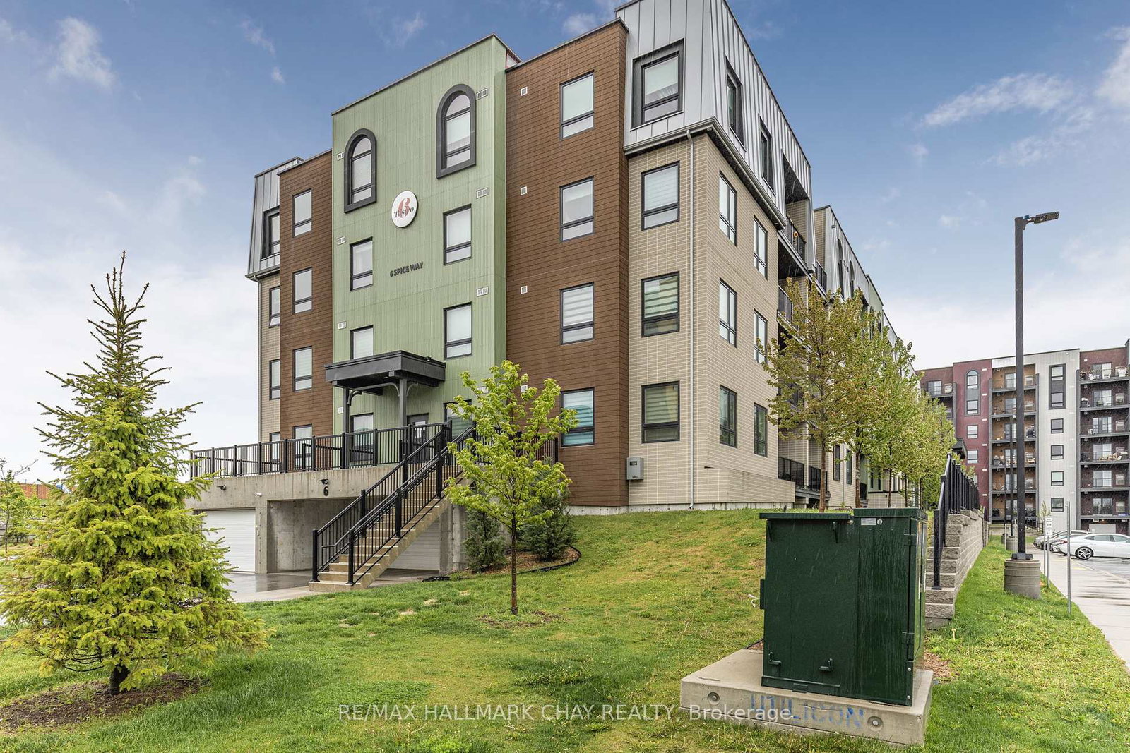 6-spice-way-barrie-ontario-s12299641