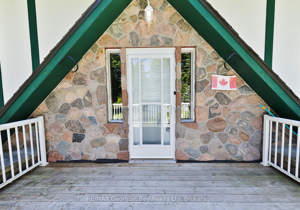2284-champlain-road-tiny-ontario-s12300304