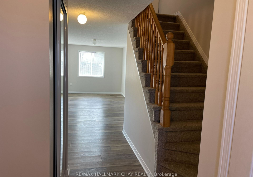15-coronation-parkway-barrie-ontario-s12302935