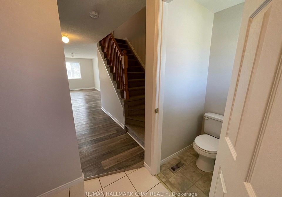 15-coronation-parkway-barrie-ontario-s12302935
