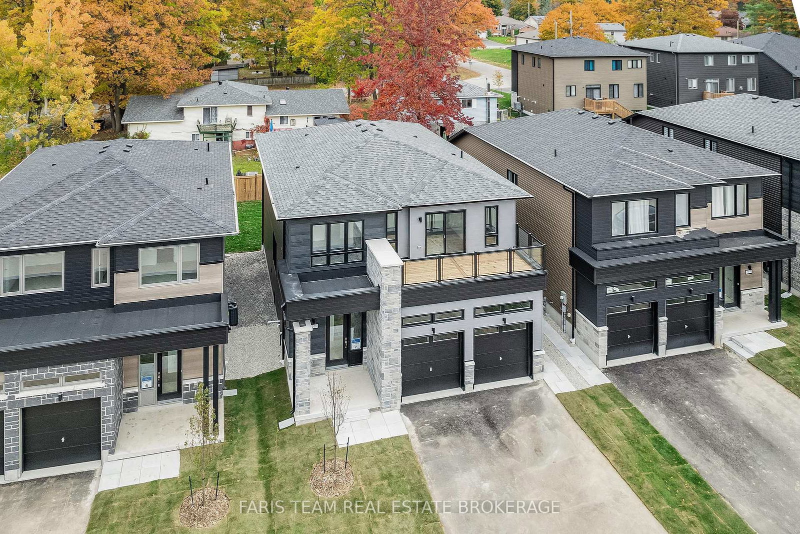 91-berkely-street-wasaga-beach-ontario-s12303069