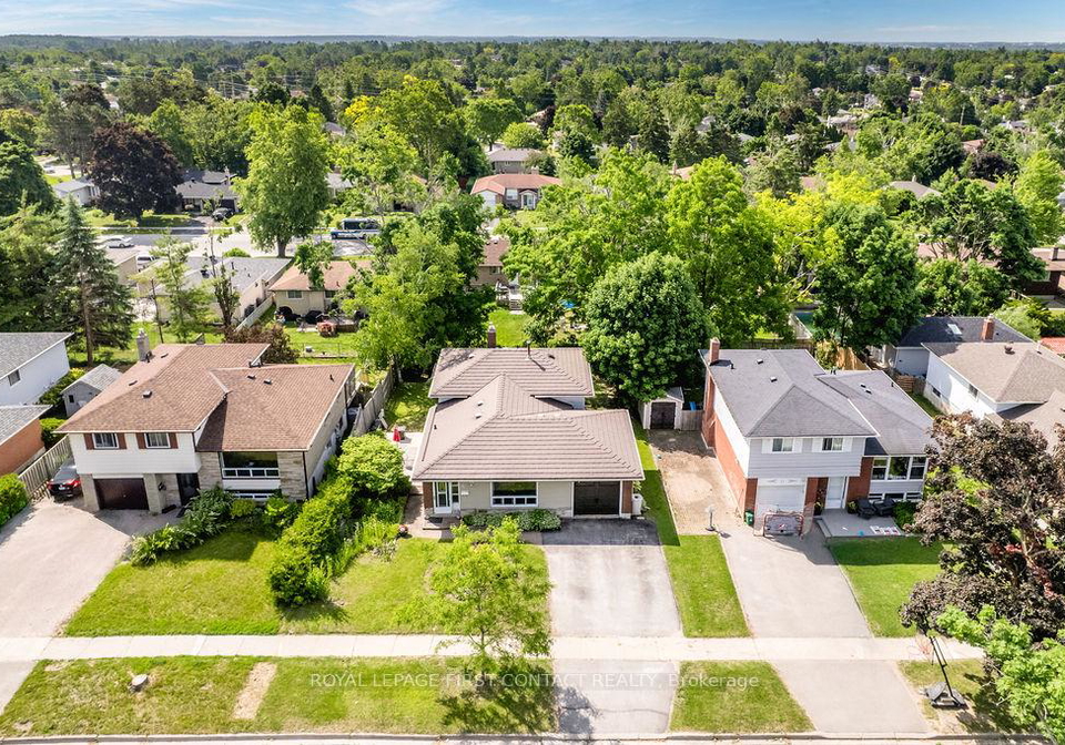 33-roslyn-road-barrie-ontario-s12304680