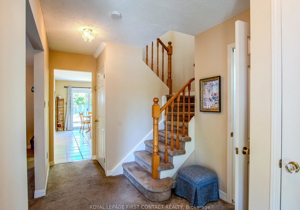 14-carr-drive-barrie-ontario-s12305373
