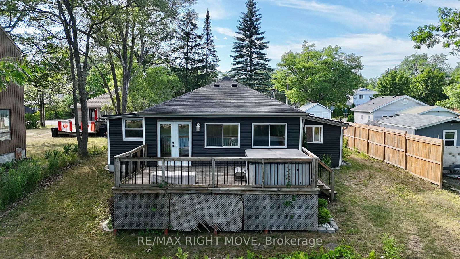 993-mosley-street-wasaga-beach-ontario-s12306165