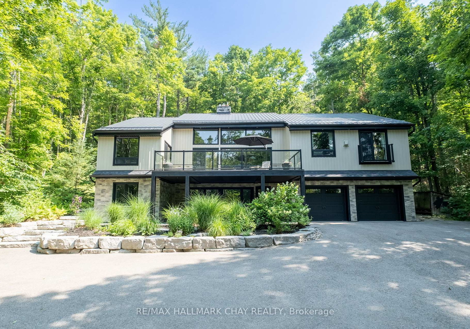 2-pine-spring-na-oro-medonte-ontario-s12307215