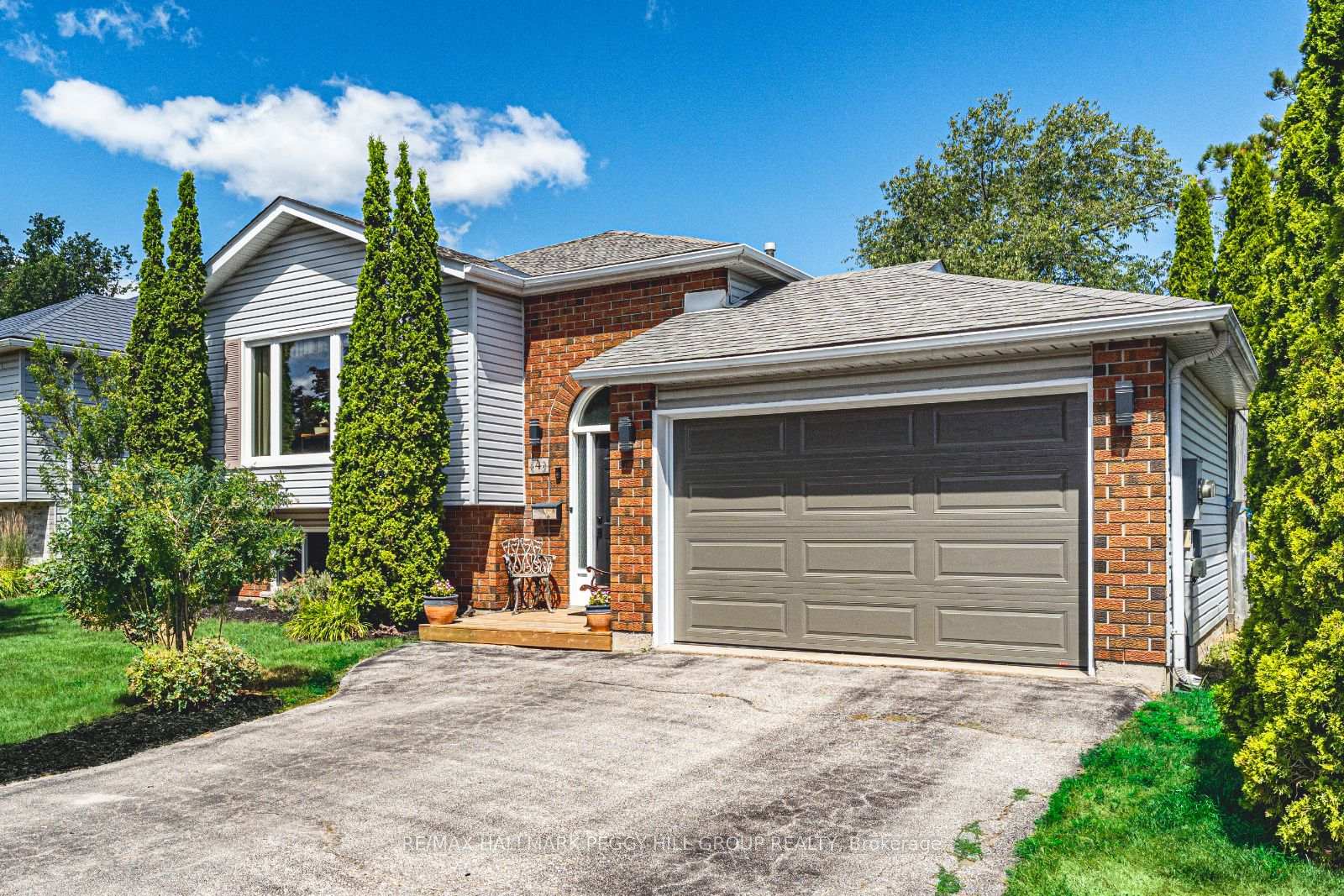 4-mapleton-avenue-barrie-ontario-s12307654