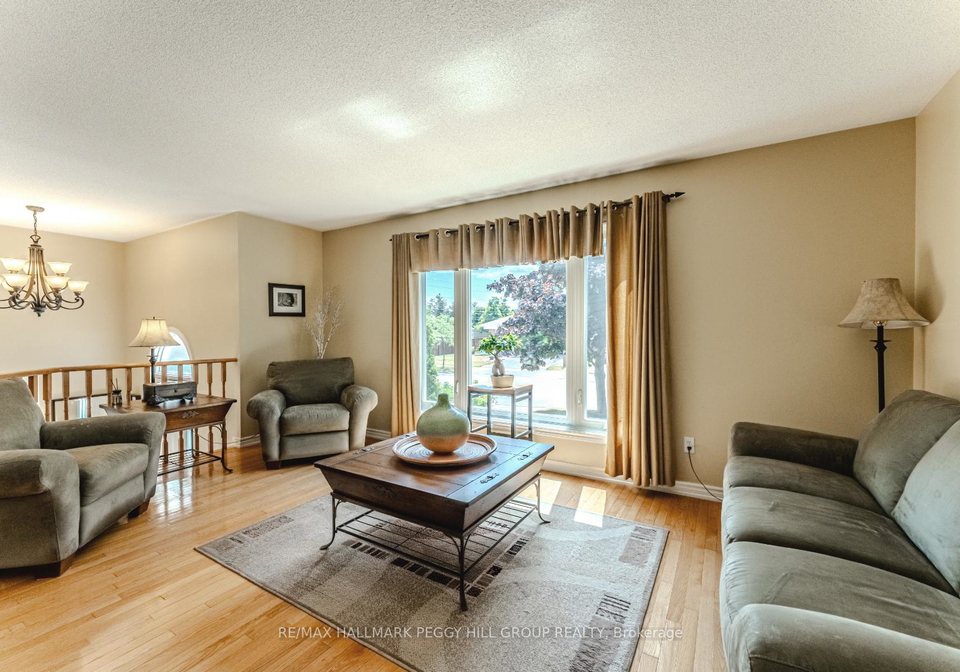 4-mapleton-avenue-barrie-ontario-s12307654