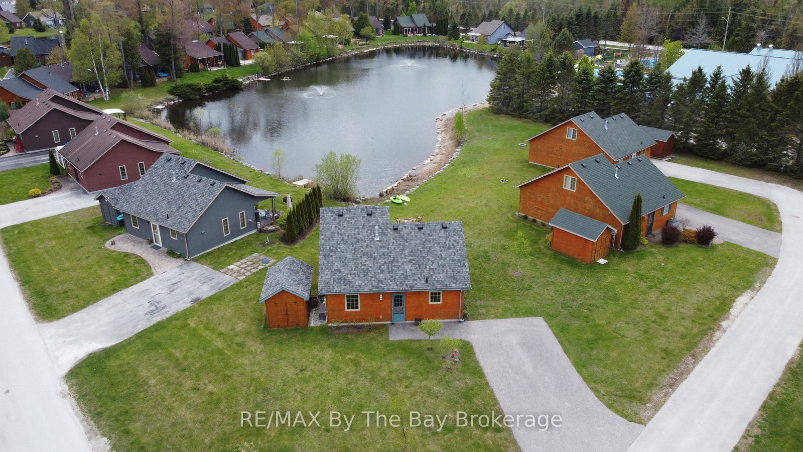 49-cabin-crescent-wasaga-beach-ontario-s12307678