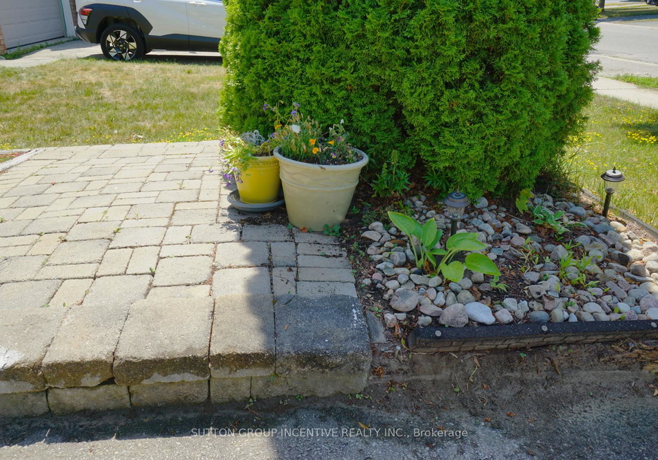 74-rundle-crescent-barrie-ontario-s12309940