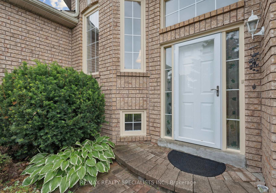 62-silver-birch-avenue-wasaga-beach-ontario-s12310665