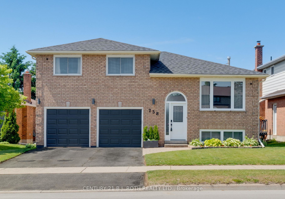 258-collegiate-drive-orillia-ontario-s12310711