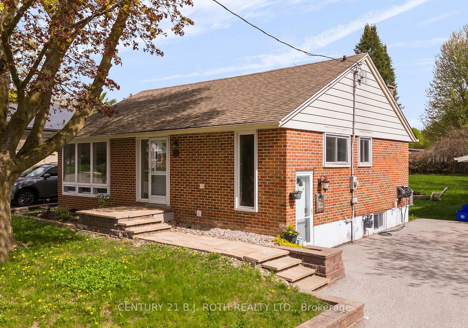 243-wellington-street-e-e-barrie-ontario-s12311765
