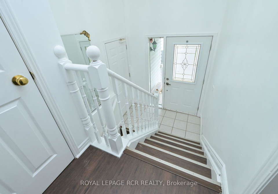 30-dyer-drive-wasaga-beach-ontario-s12312351