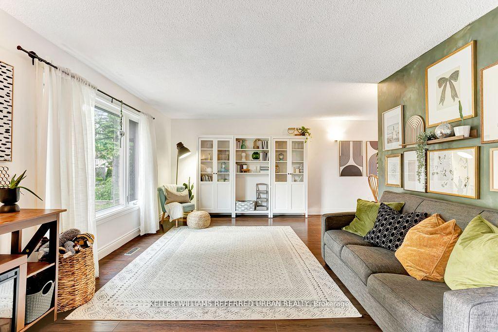 1-birchwood-drive-barrie-ontario-s12312795