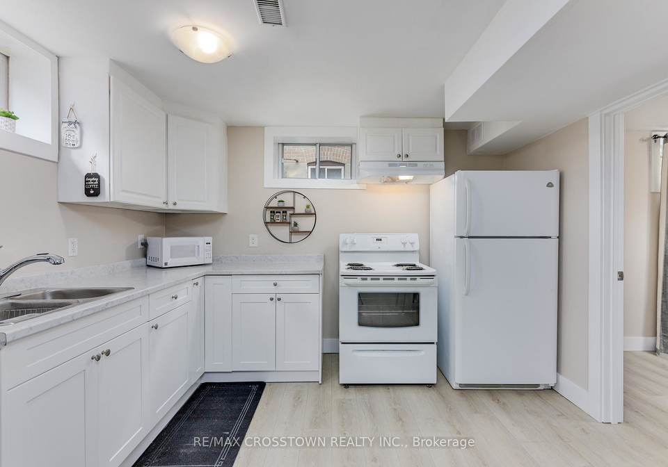 6-davidson-street-barrie-ontario-s12312955