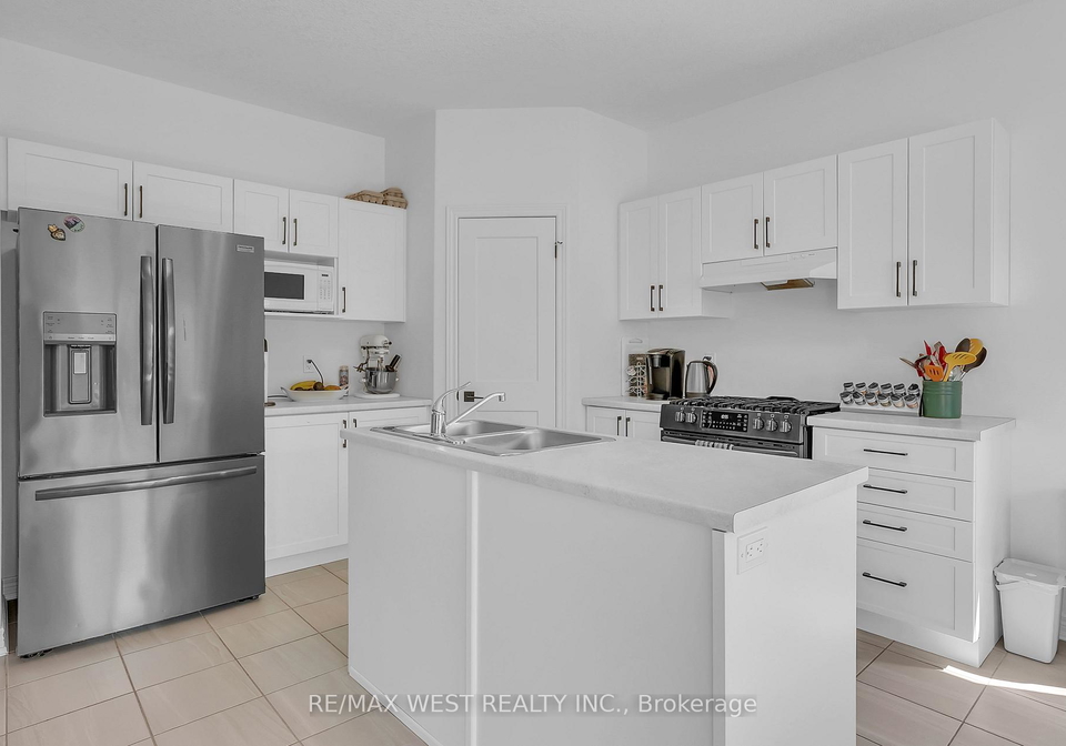 139-plewes-drive-collingwood-ontario-s12313397