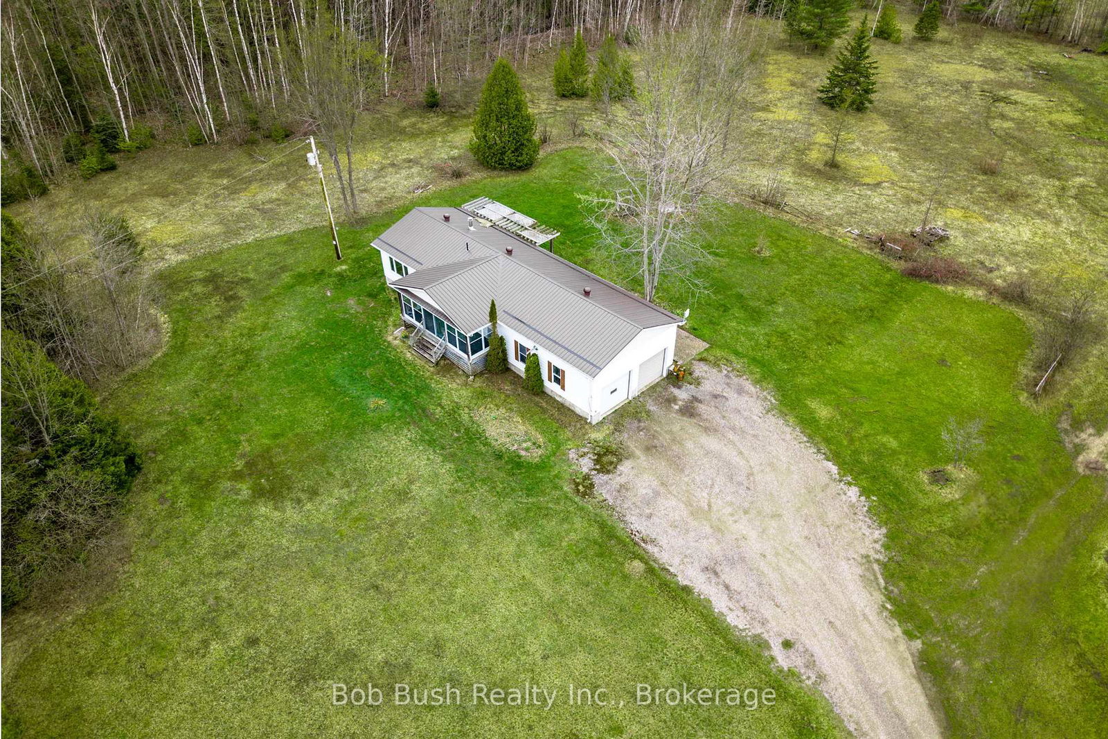 10596-12-highway-oro-medonte-ontario-s12314569