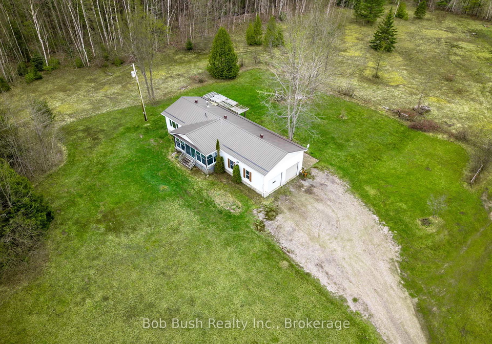 10596-12-highway-oro-medonte-ontario-s12314569