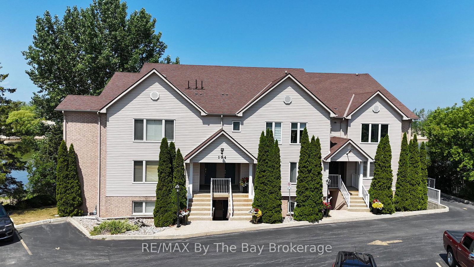 194-river-road-e-e-wasaga-beach-ontario-s12314842