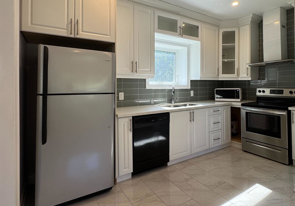 123-market-street-collingwood-ontario-s12315054