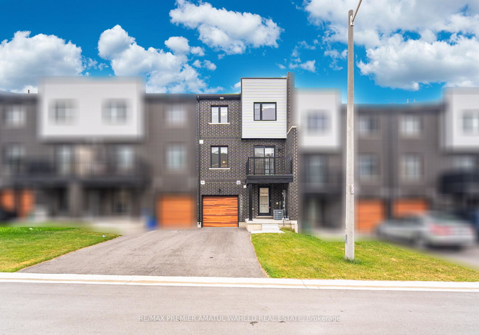 23-silo-mews-barrie-ontario-s12315355