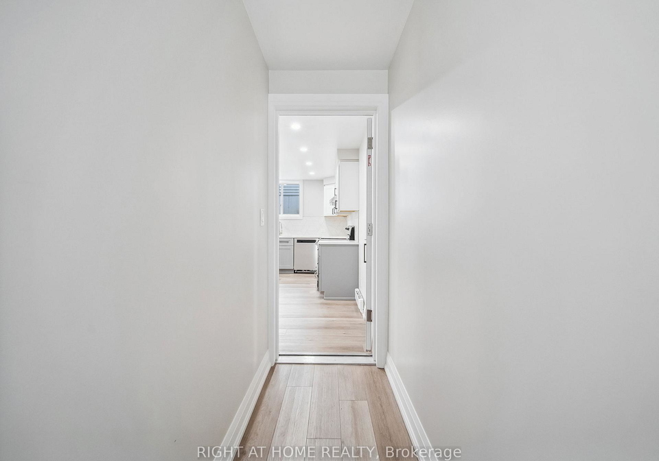 14-christine-lower-place-orillia-ontario-s12316437