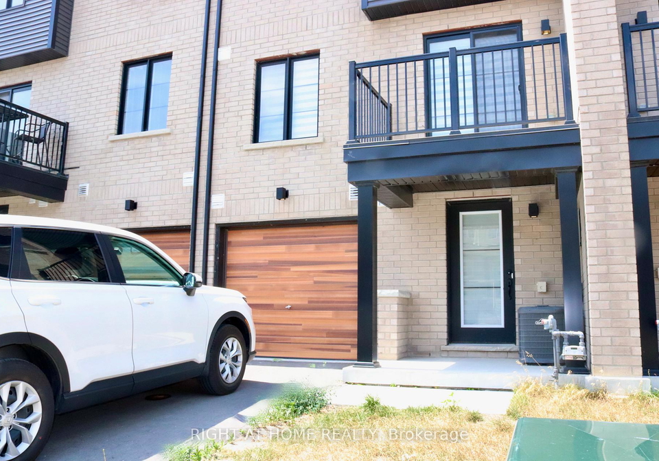 7-wagon-lane-barrie-ontario-s12317388