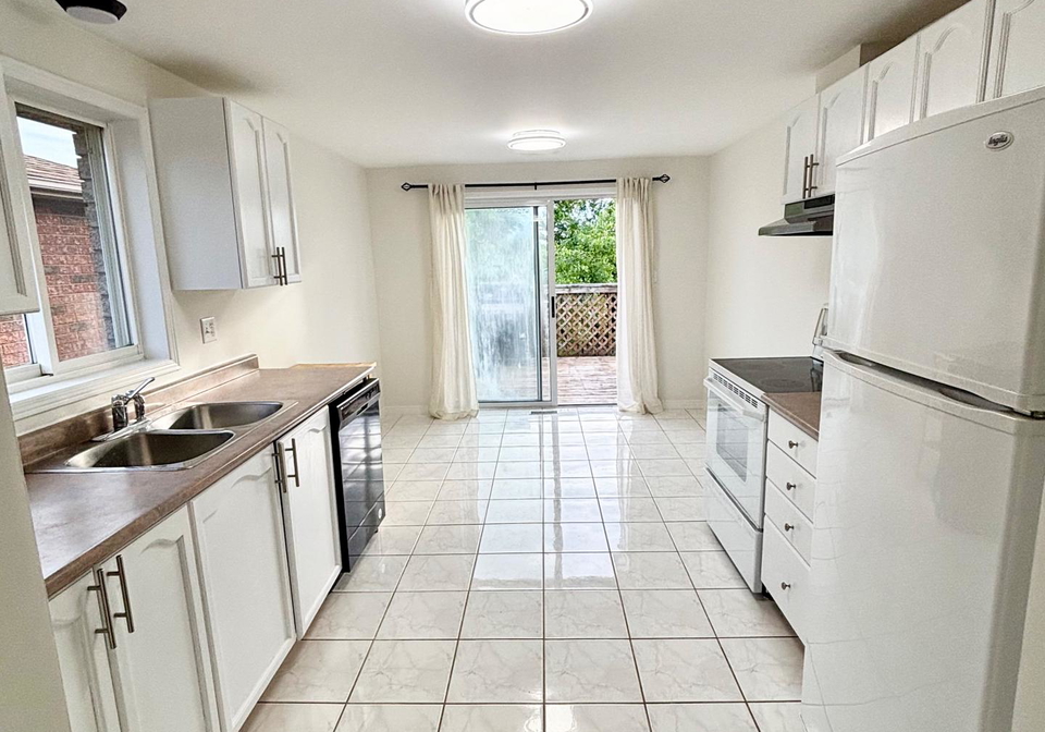 upper-93-columbia-road-barrie-ontario-s12317401