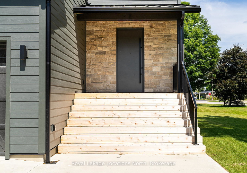 18-melville-street-clearview-ontario-s12317428