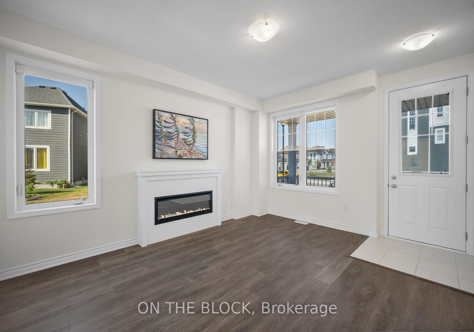 6-courtland-way-wasaga-beach-ontario-s12317872