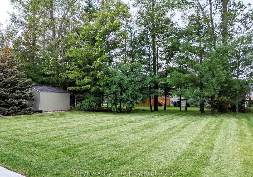 66-regina-boulevard-wasaga-beach-ontario-s12318267
