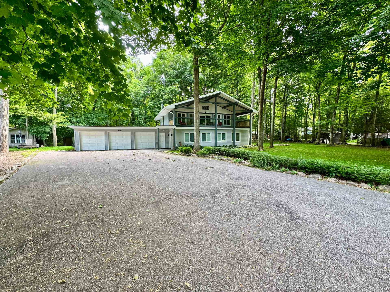 52-macedonia-circle-tiny-ontario-s12321400