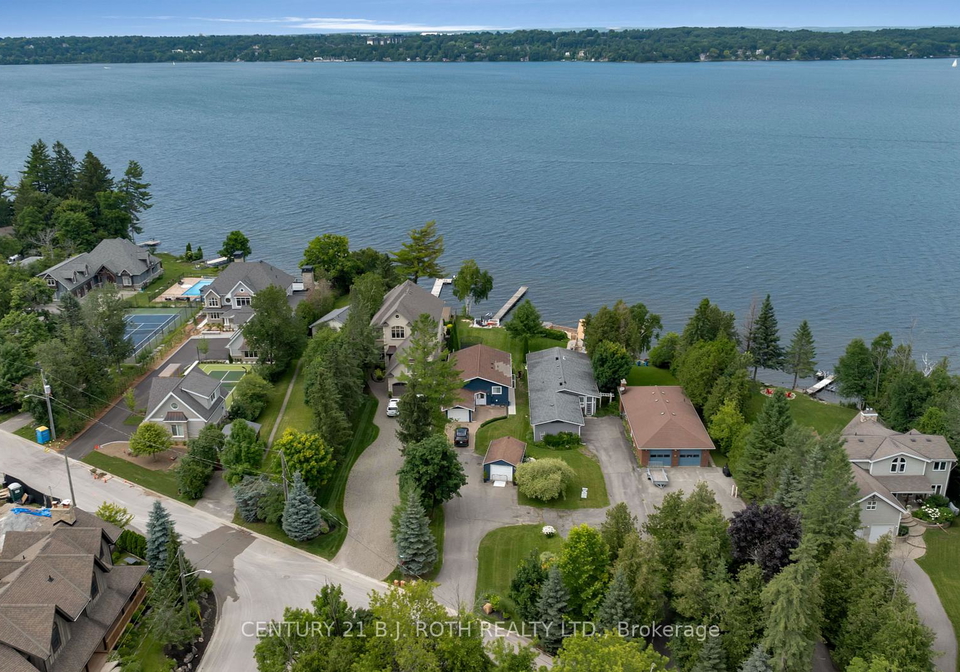 56-gray-lane-barrie-ontario-s12321425