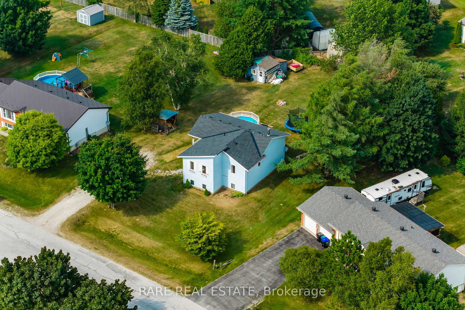 9-parkway-drive-clearview-ontario-s12321791