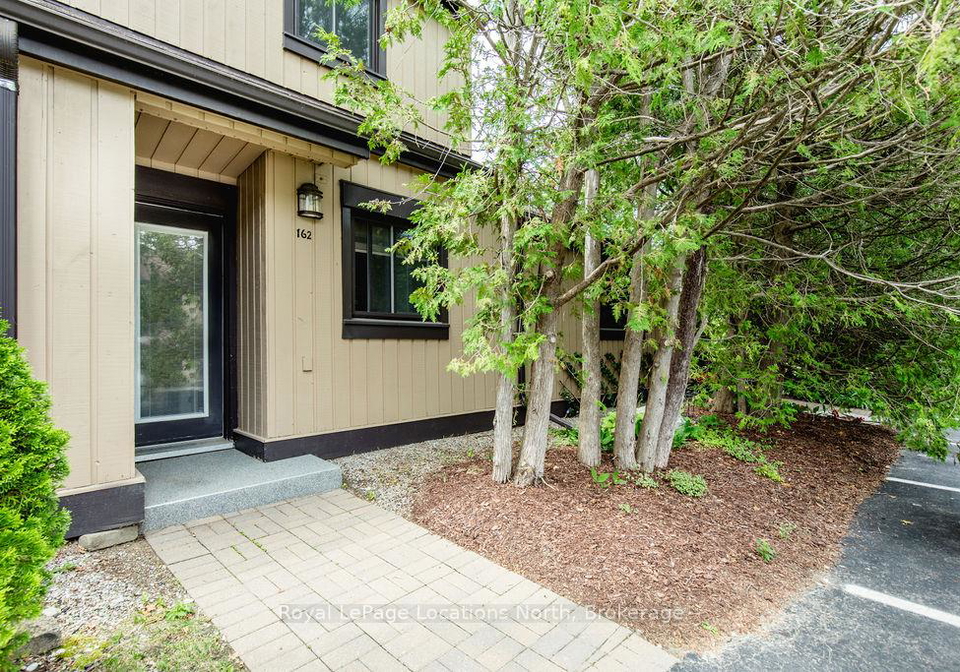 162-escarpment-crescent-collingwood-ontario-s12322518