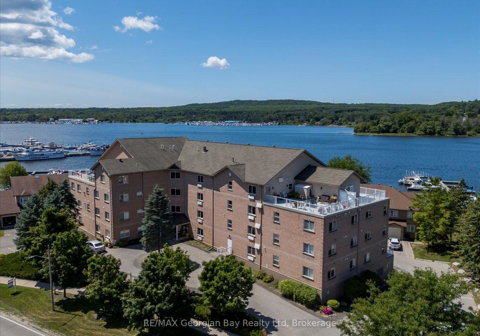 4-beck-boulevard-penetanguishene-ontario-s12322895