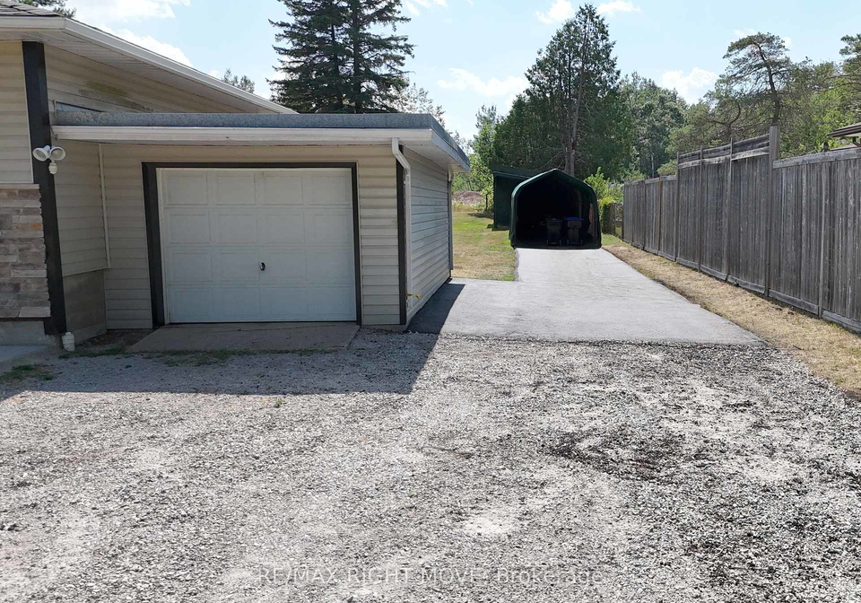 128-15-line-s-s-oro-medonte-ontario-s12323585