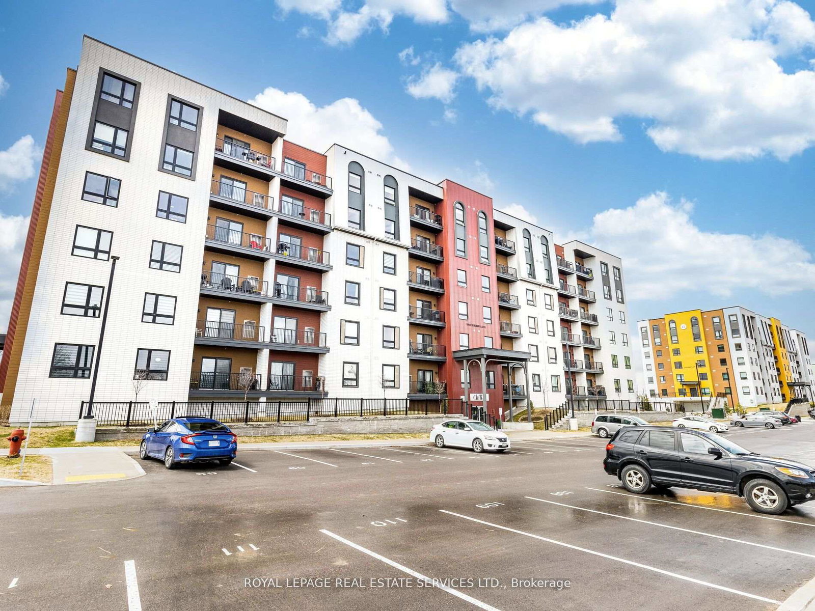 10-culinary-lane-barrie-ontario-s12324553