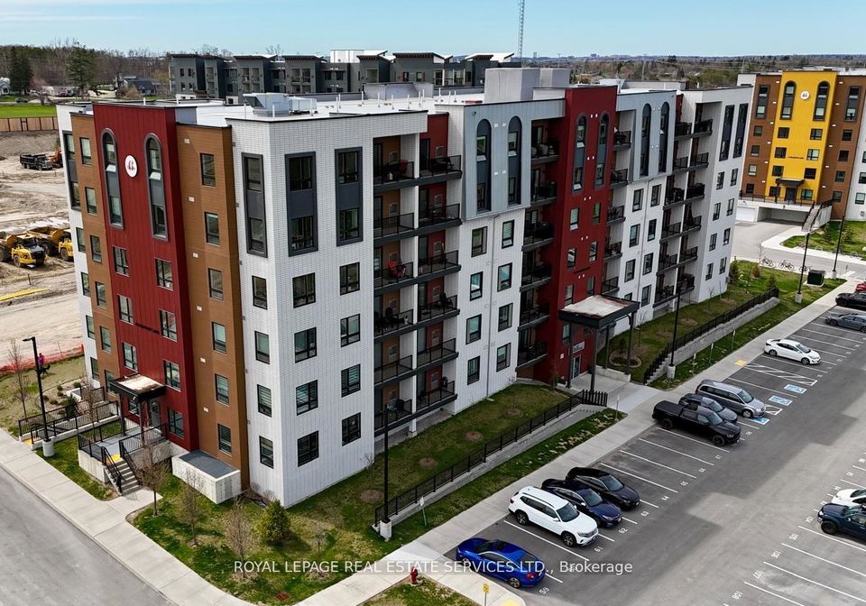 10-culinary-lane-barrie-ontario-s12324553