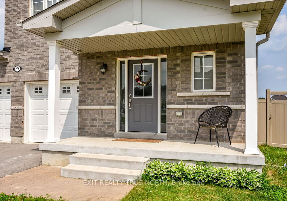 226-springfield-crescent-clearview-ontario-s12324784