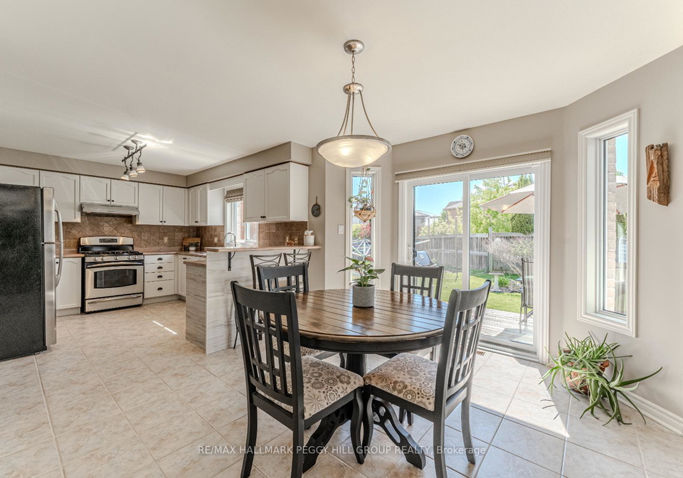 10-mcavoy-drive-barrie-ontario-s12325381