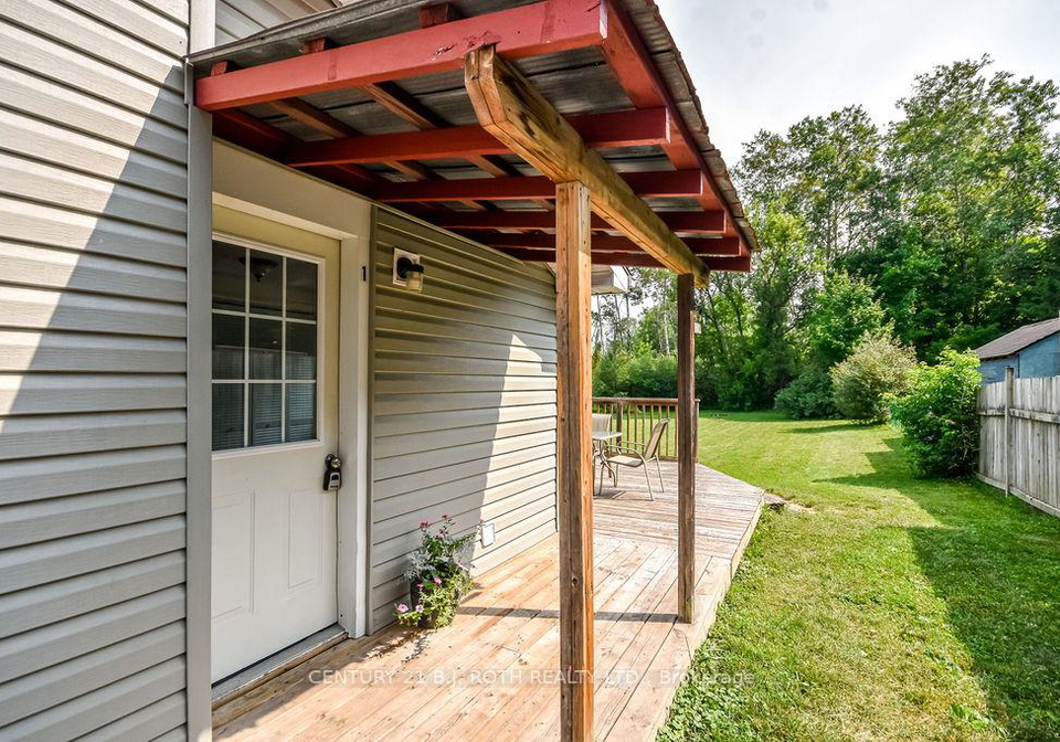 17-park-street-penetanguishene-ontario-s12325936