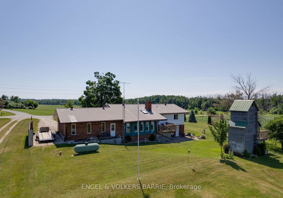 558-1-line-s-s-oro-medonte-ontario-s12327229