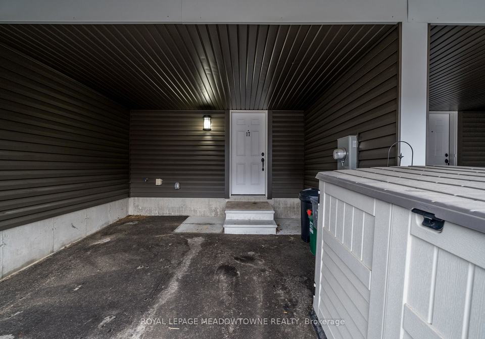 17-andean-lane-barrie-ontario-s12327317